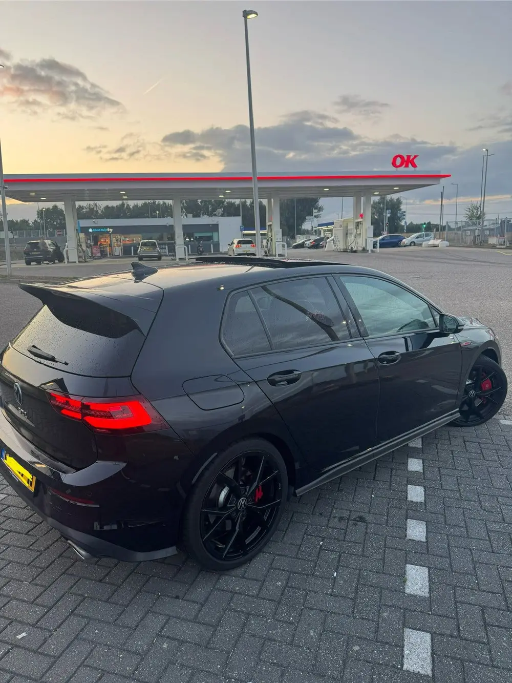 Volkswagen Golf 8 GTI Clubsport uit 2023, foto 4