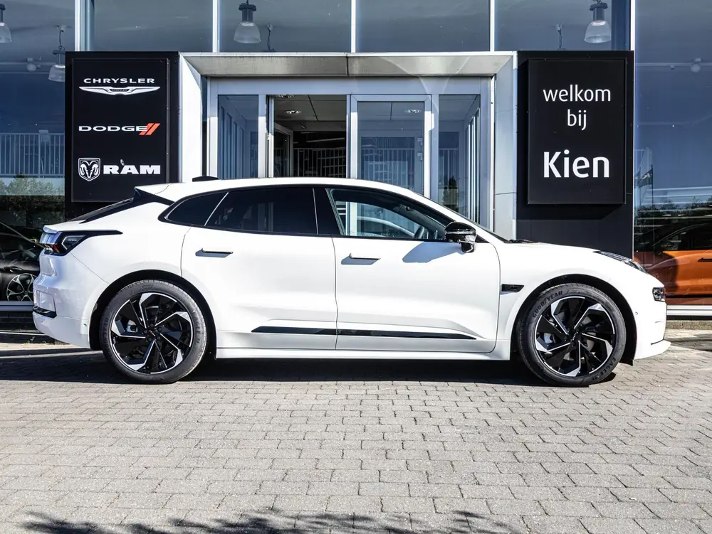 Zeekr 001 RWD Long Range 100 kWh 620 km actieradius | 10-80% uit 2026, foto 4