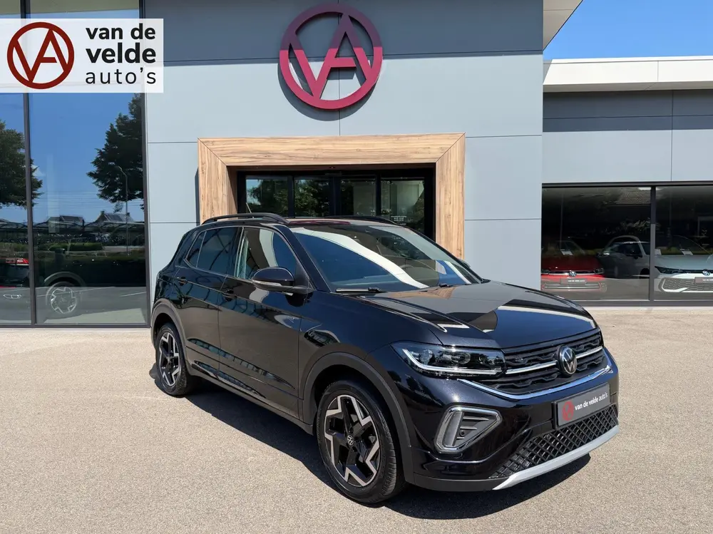 Volkswagen T-Cross 1.5 TSI 150pk DSG R-Line | Camera | Trekh uit 2025