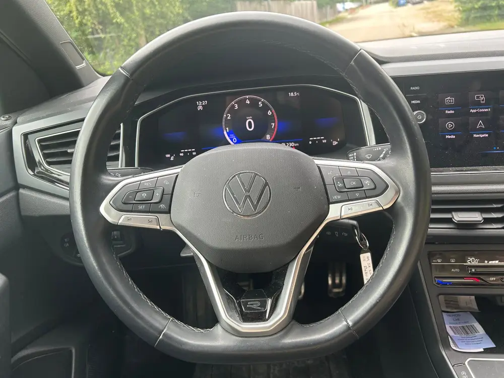 Volkswagen Polo 1.0 TSI 95pk 2x R LINE 2023 Zwart uit 2023, foto 10