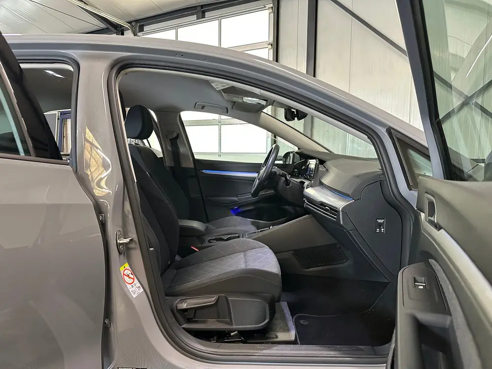 Volkswagen Golf 1.0 eTSI DSG | Life 5-Drs | Navi | Carplay | uit 2023, foto 4