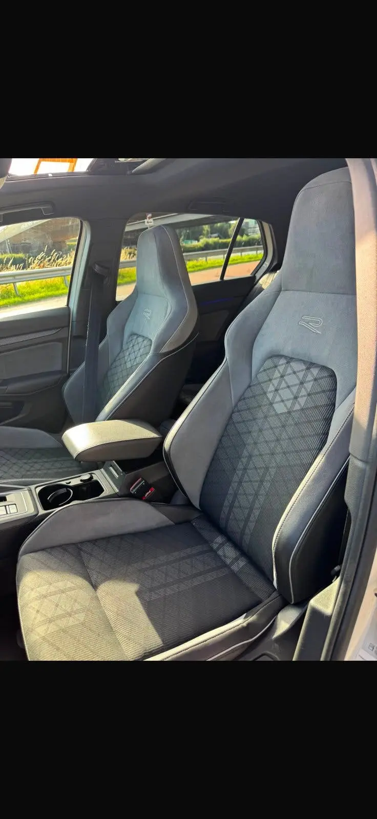 Volkswagen Golf 1.5 Etsi 3x Rline Wit uit 2021, foto 7