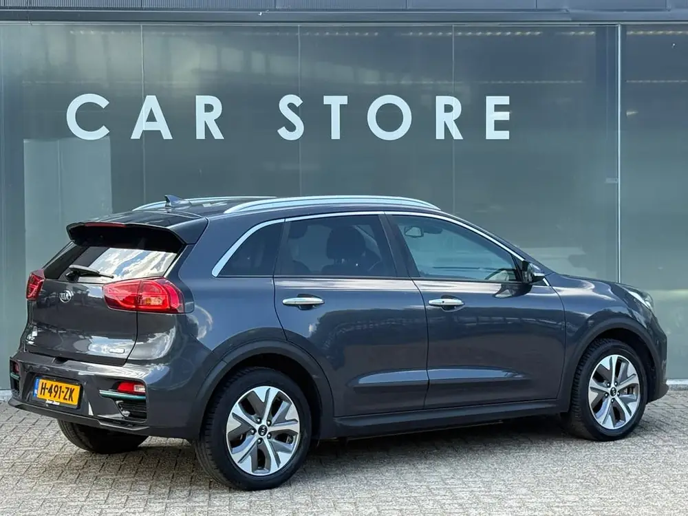 Kia Niro E-Niro ExecutiveLine 64 kWh 100% SOH WARMTEPOMP uit 2020, foto 2