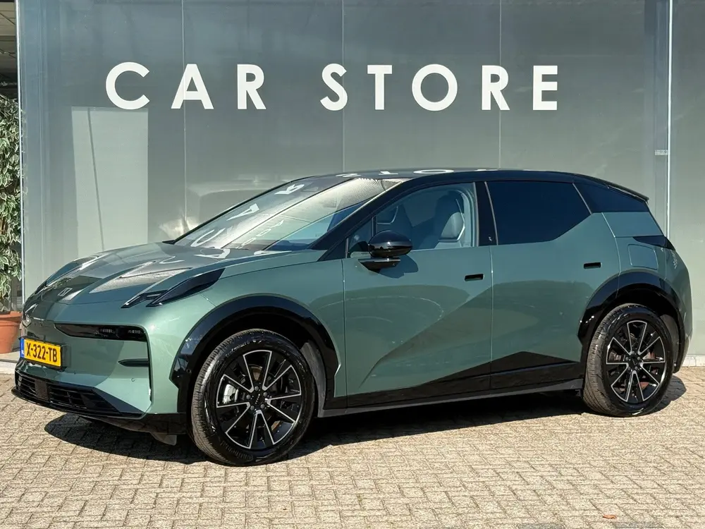 Zeekr X RWD Long Range 69 kWh Pine Green 98% SOH uit 2024