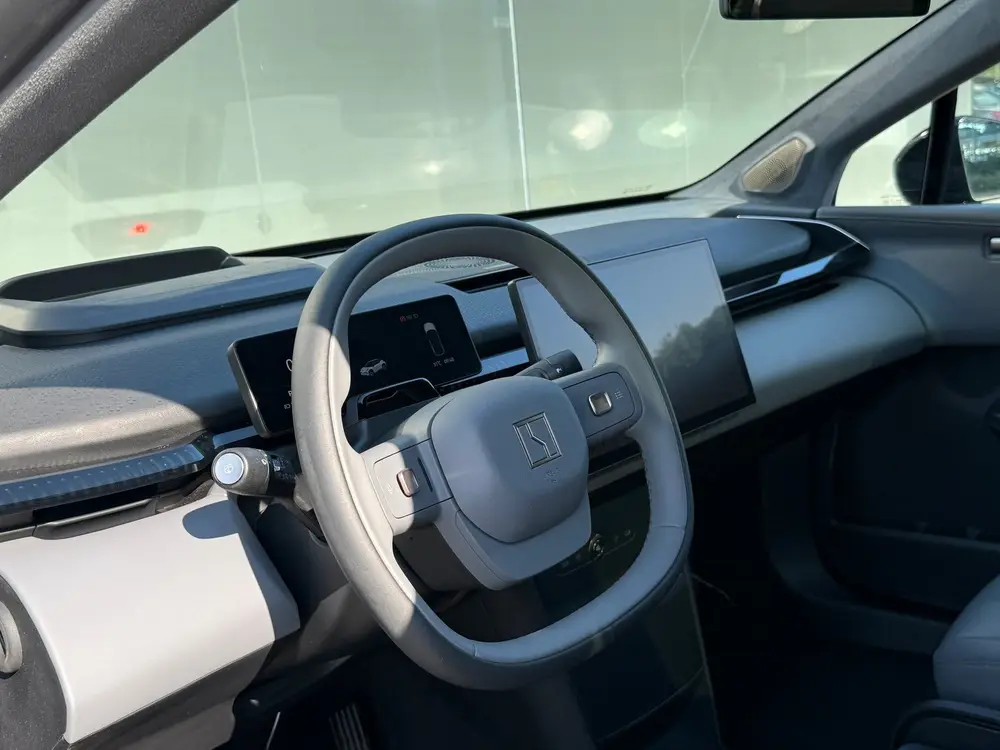 Zeekr X RWD Long Range 69 kWh Pine Green 98% SOH uit 2024, foto 13