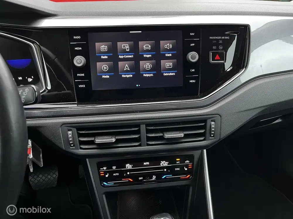 Volkswagen Polo 1.0 TSI AUTOMAAT/NAVI/CRUISE/PDC uit 2024, foto 12