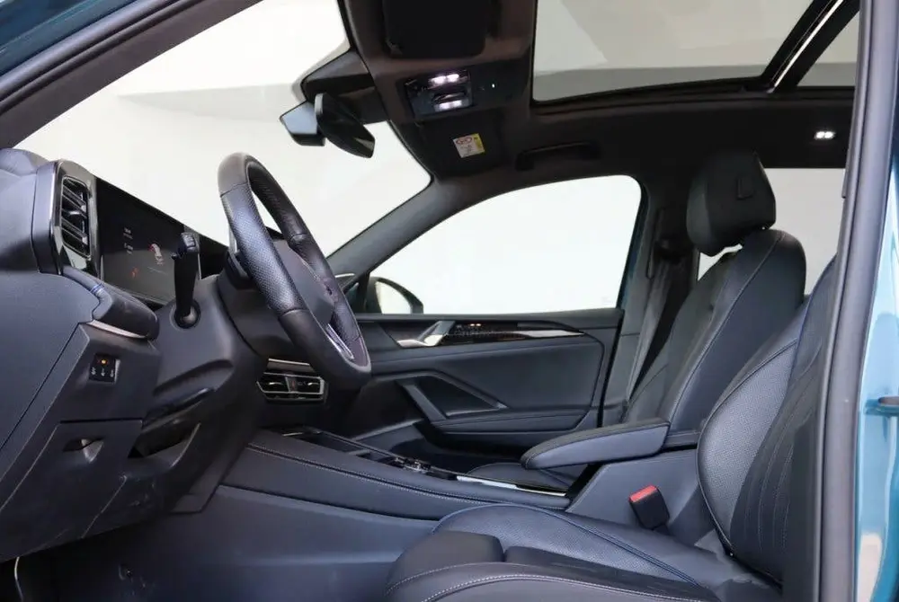 Volkswagen Tiguan 1.5 TSI eHybrid PHEV R-Line Pano l Leder l uit 2025, foto 12