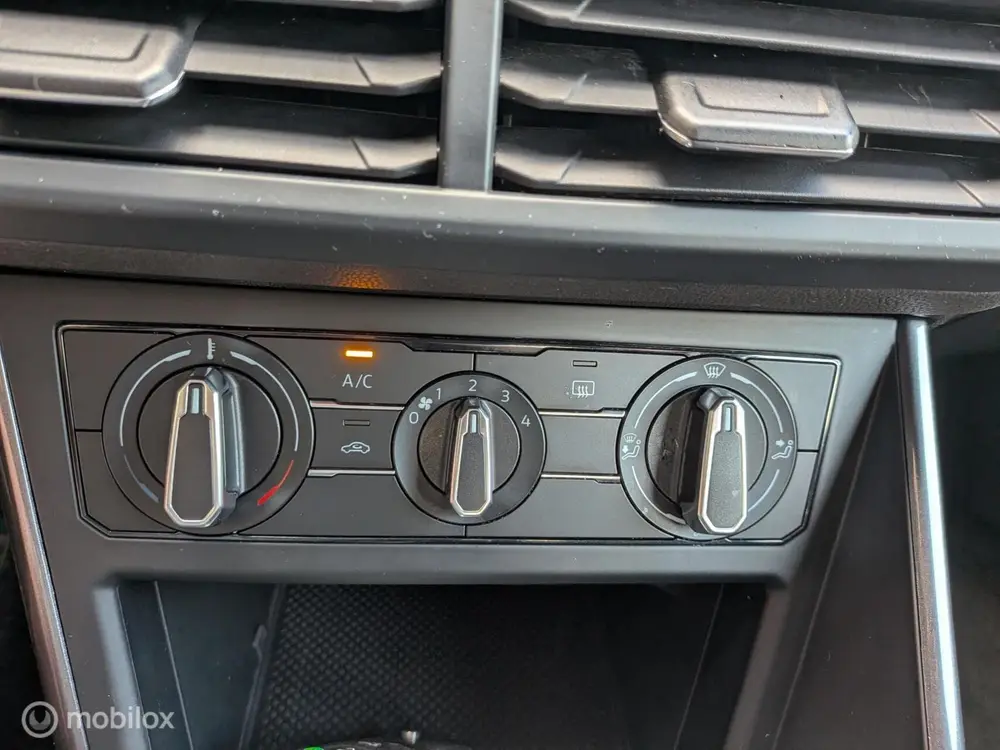Volkswagen Polo 1.0 TSI CARPLAY|SPORTSTOEL|1E EIG|DEAL.ONH uit 2020, foto 15
