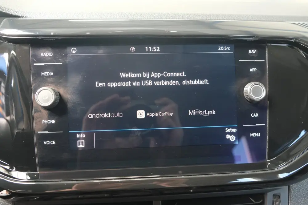 Volkswagen T-Cross 1.0 TSI Life - N.A.P. Airco, Cruise, PDC uit 2020, foto 17