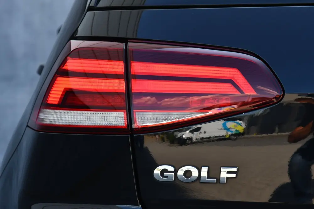 Volkswagen Golf 1.5 TSI R-Line 150 PK PANO|IQ.Drive uit 2019, foto 15