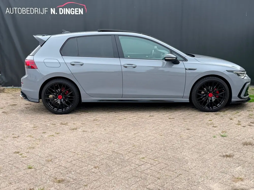 Volkswagen GOLF 1.5 eTSI R-Line 45dkm panorama uit 2022, foto 18