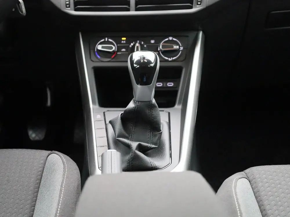 Volkswagen Polo 1.0 TSI Life Edition Demo | 95PK | Apple Car uit 2025, foto 10