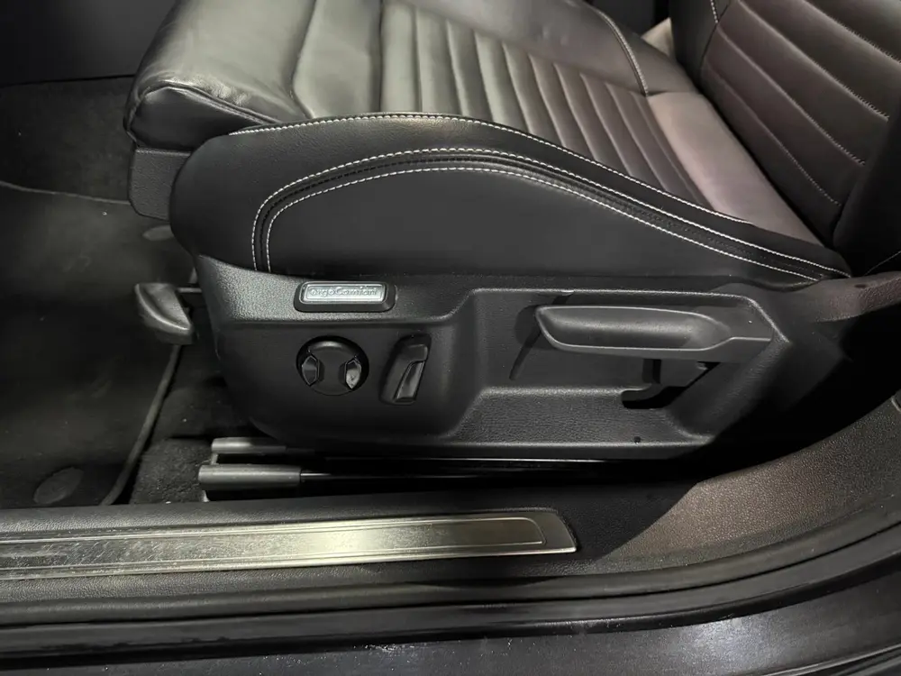 Volkswagen Passat Variant 1.4 TSI PHEV GTE Business Panodak uit 2021, foto 11
