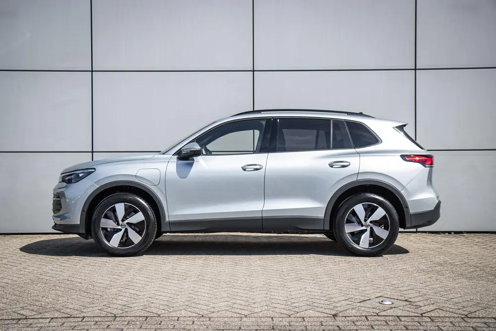 Volkswagen Tiguan 1.5 eHybrid 204pk Limited Edition | Trekha uit 2026, foto 11