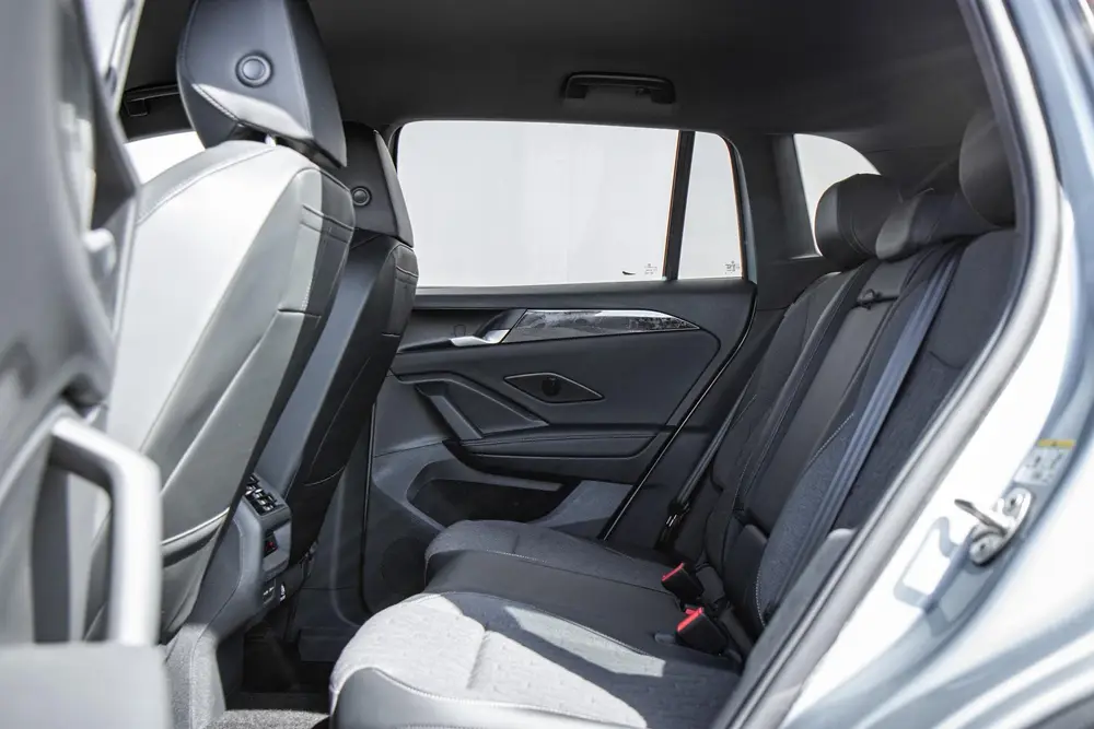 Volkswagen Tiguan 1.5 eHybrid 204pk Limited Edition | Trekha uit 2026, foto 6