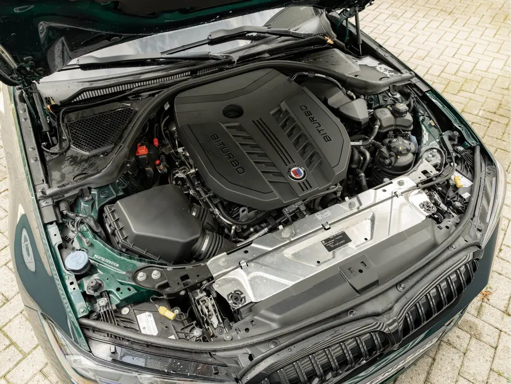 BMW B3 Touring Pano - Dashboard Leder - M-Zetels - Stan uit 2023, foto 12