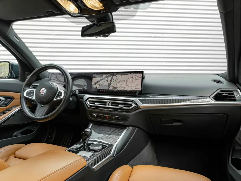 BMW B3 Touring Pano - Dashboard Leder - M-Zetels - Stan uit 2023, foto 4