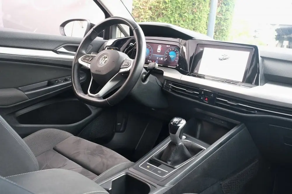 Volkswagen Golf 1.5 TSI Life Bns Camera, Adaptive Cruise, Or uit 2020, foto 2
