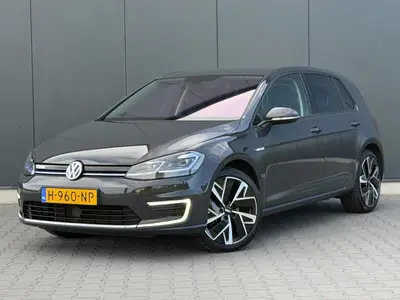 Volkswagen E-Golf E-DITION Led - Adaptive - Warmtepomp - Nav uit 2020
