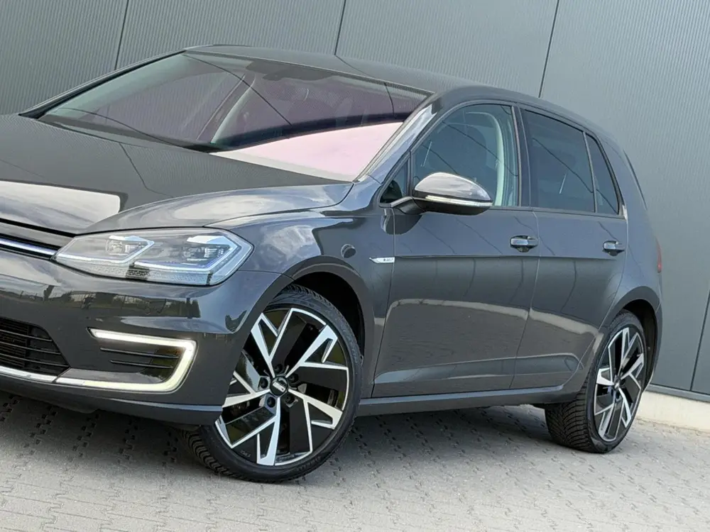 Volkswagen E-Golf E-DITION Led - Adaptive - Warmtepomp - Nav uit 2020, foto 6