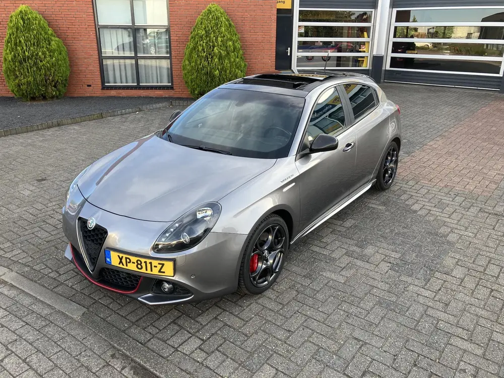 Alfa Romeo Giulietta 1.750 Turbo Veloce | Origineel Nederlan uit 2019, foto 3