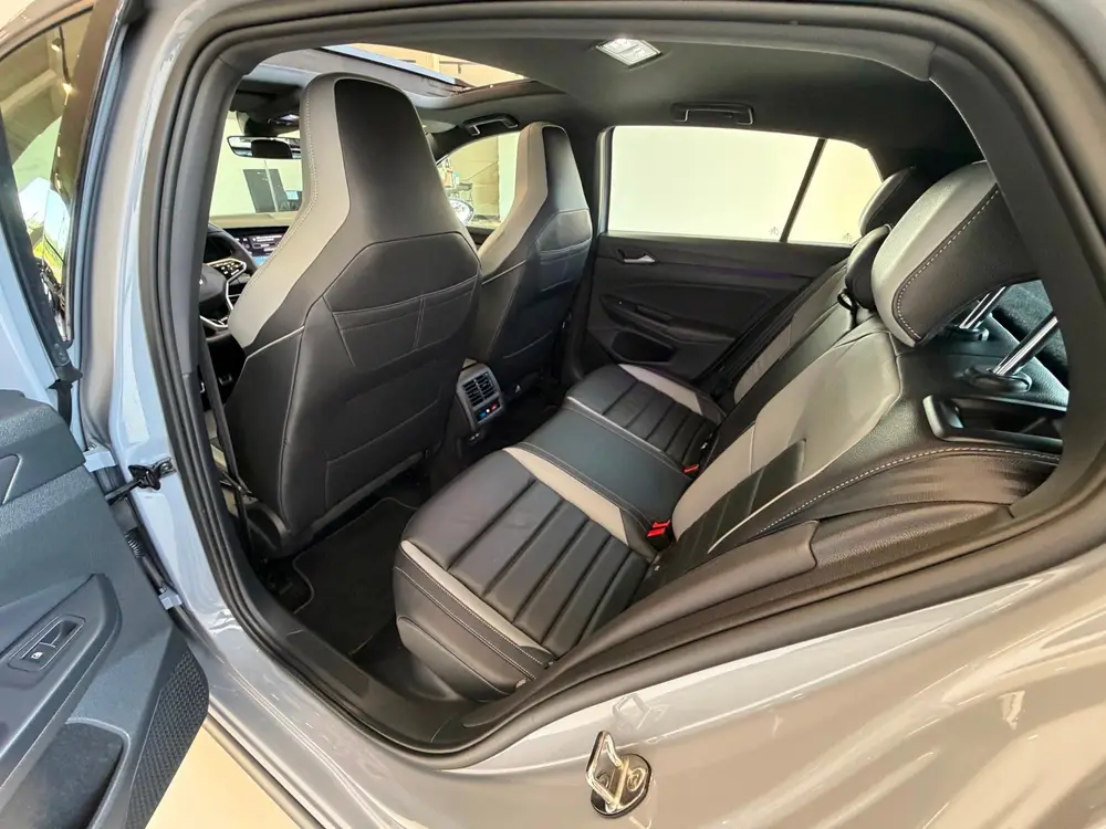 Volkswagen Golf 2.0 TDI GTD Panorama Leder Garantie Apk Came uit 2021, foto 16