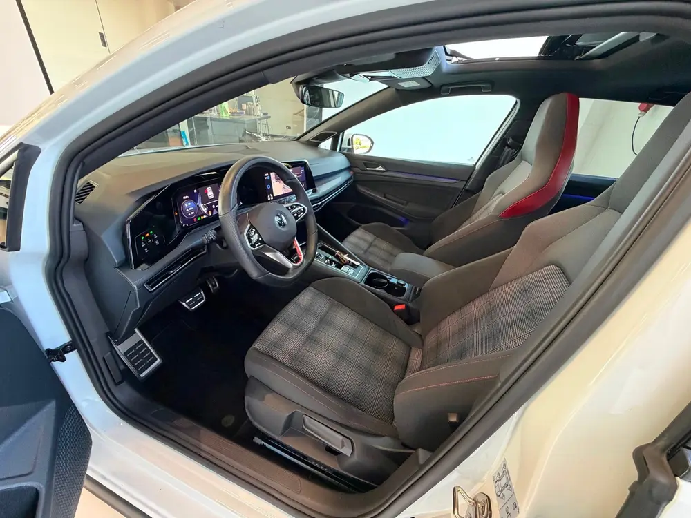 Volkswagen GOLF 2.0 TSI GTI Uniek 6250 dzkm Panorama Camera uit 2021, foto 19