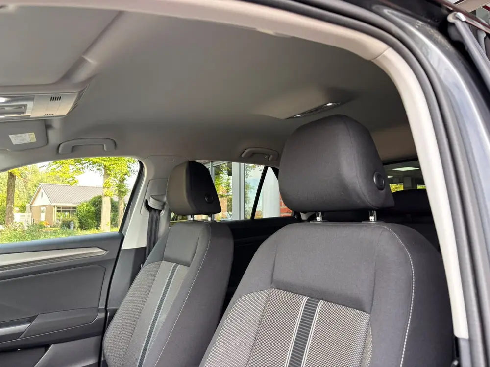 Volkswagen T-Roc 1.5 TSI Sport,Trekhaak,1 jaar bovag garanti uit 2021, foto 5