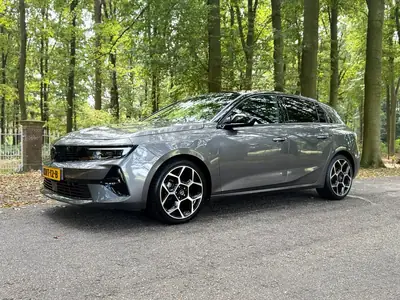 Opel Astra 1.2 Turbo 130pk Start/stop 2024 Grijs uit 2024