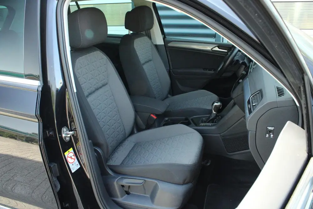 Volkswagen Tiguan 1.5 TSI 150pk DSG Life Business | Trekhaak uit 2021, foto 17