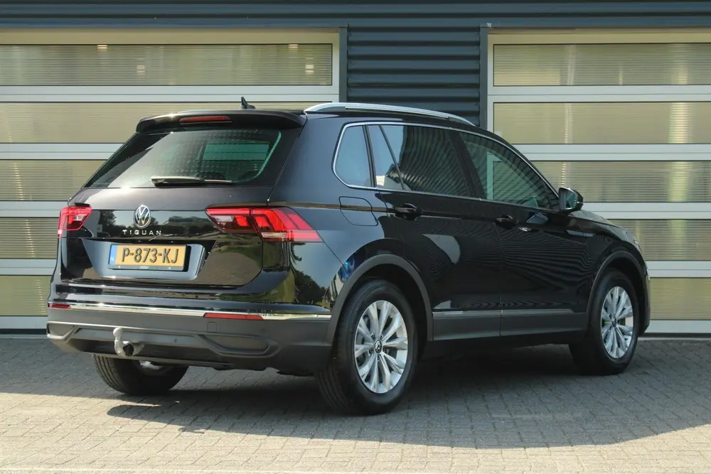 Volkswagen Tiguan 1.5 TSI 150pk DSG Life Business | Trekhaak uit 2021, foto 2