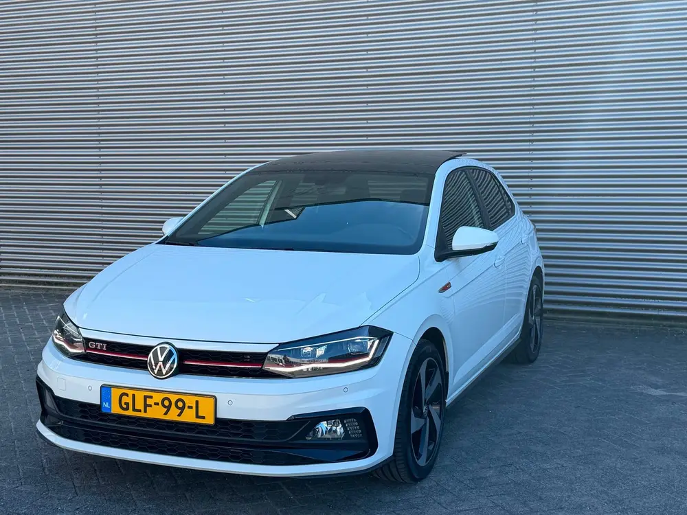 Volkswagen POLO 2.0 TSI GTI l Pano l Xenon l CarPlay l 200 P uit 2020, foto 2
