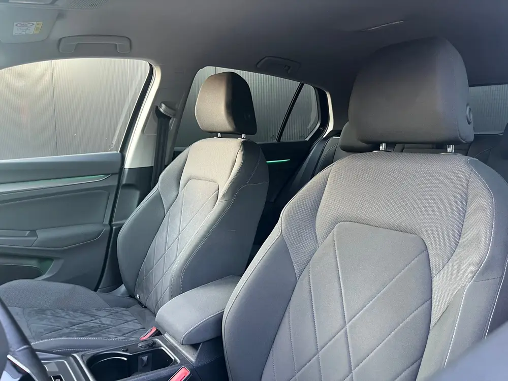 Volkswagen Golf 1.4 e-Hybrid STYLE MASSAGE MEMORY ACC LED NA uit 2020, foto 6