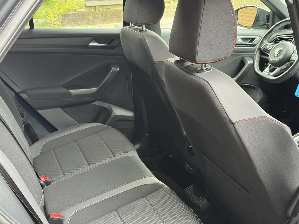 Volkswagen T-Roc 1.5 TSI Sport,19 inch,Navi,Trekh,Carpl,Led uit 2022, foto 8