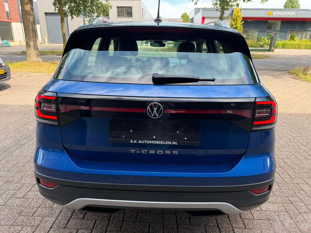 Volkswagen T-Cross 1.5 TSI Automaat R-Line uit 2023, foto 4