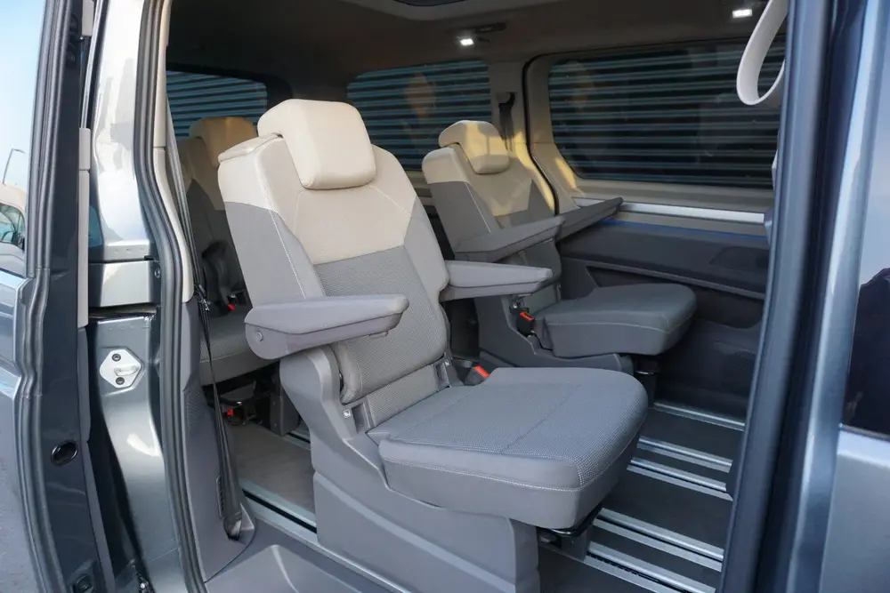 Volkswagen Multivan 1.4 PHEV 218pk L2 Bulli Edition 7 Persoo uit 2024, foto 13