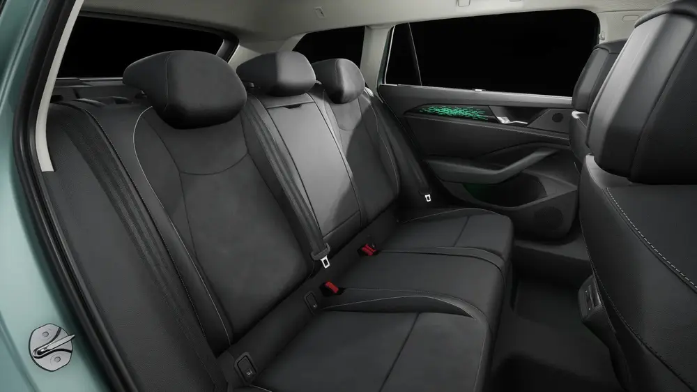 Volkswagen Passat Variant 1.5 eHybrid Elegance Business | Tr uit 2025, foto 12