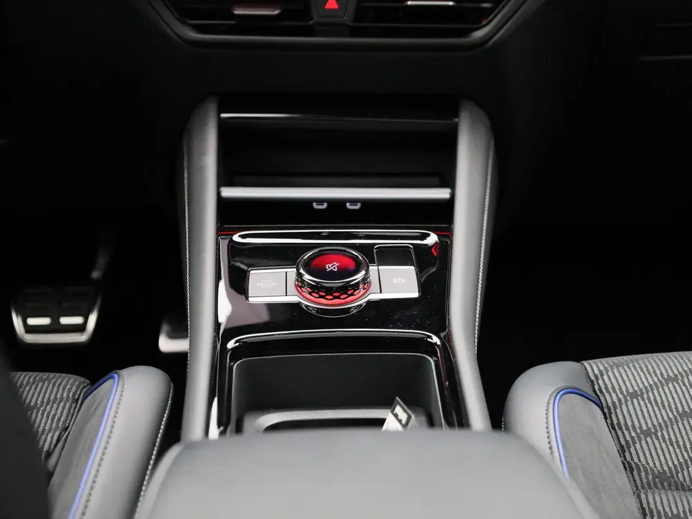 Volkswagen Tayron 1.5 eHybrid R-Line Edition 204 PK| Origine uit 2025, foto 10