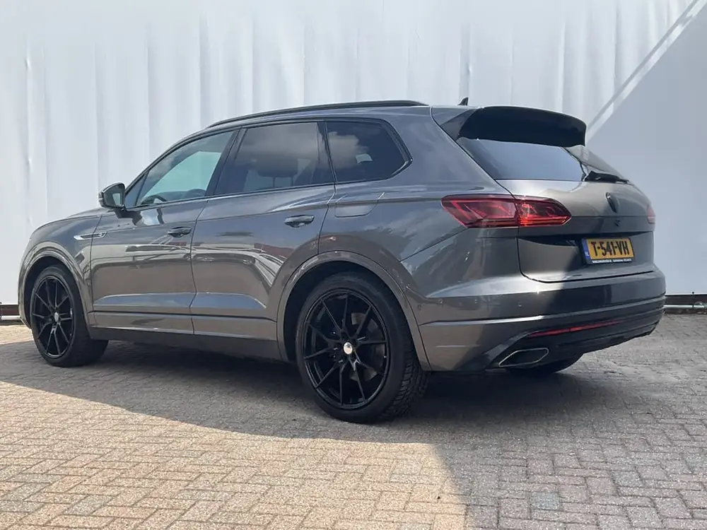 Volkswagen Touareg 3.0 TSI 4MOTION R 462PK PHEV Pano Elek.Tr uit 2020, foto 2