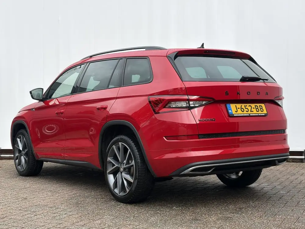 Skoda Kodiaq 1.5 TSI Sportline Carplay Stoelverw. Trekhaak A uit 2020, foto 2