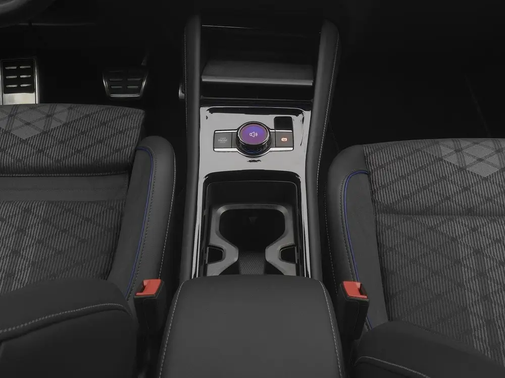 Volkswagen Tayron R-Line 1.5 eHybrid 204 PK | LED Plus | DCC uit 2025, foto 10