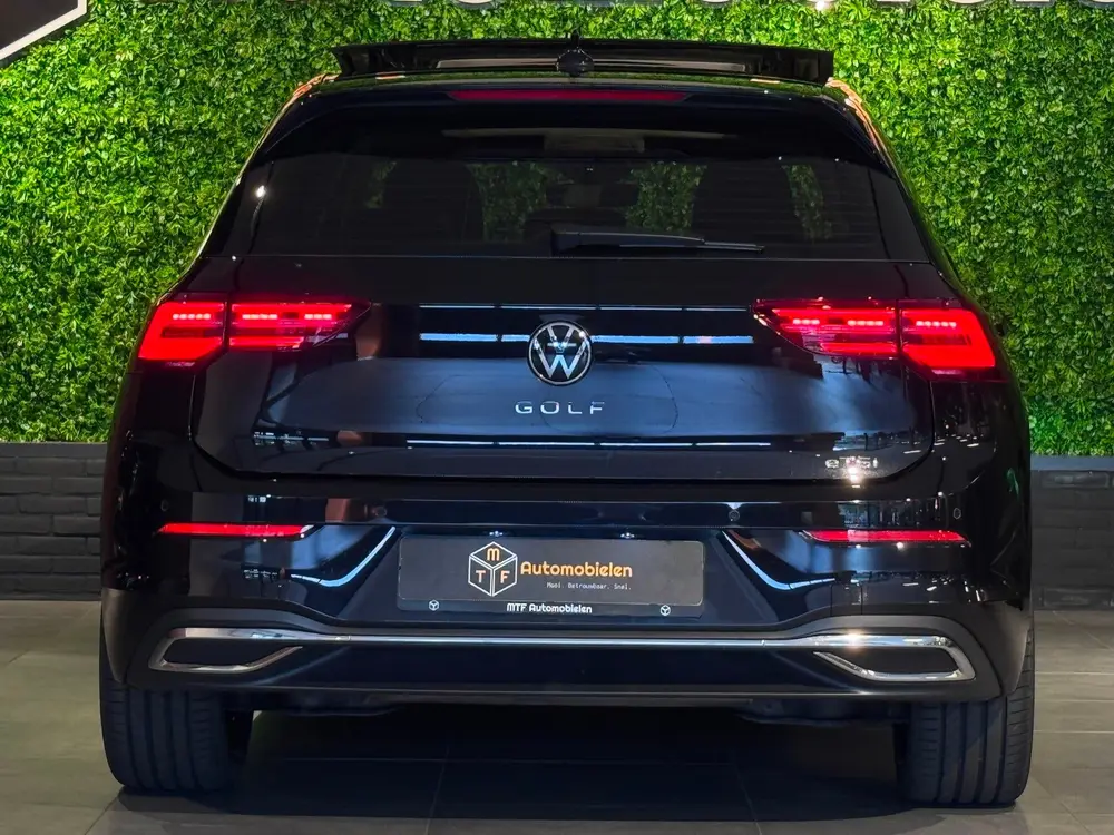 Volkswagen GOLF 1.5 eTSI 150 PK 1st ed. |PANO|MATRIX|MASSAGE uit 2020, foto 16