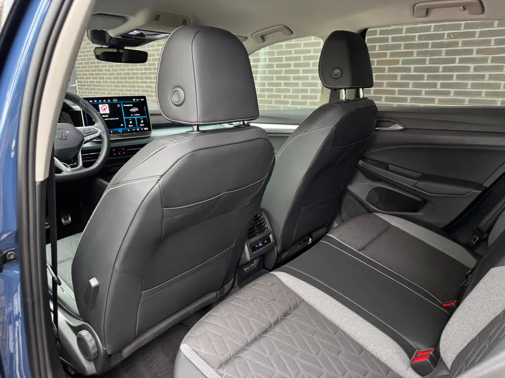 Volkswagen Golf 1.5 eHybrid Life Edition | ACC | Camera | LE uit 2025, foto 10