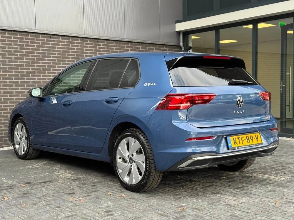 Volkswagen Golf 1.5 eHybrid Life Edition | ACC | Camera | LE uit 2025, foto 16