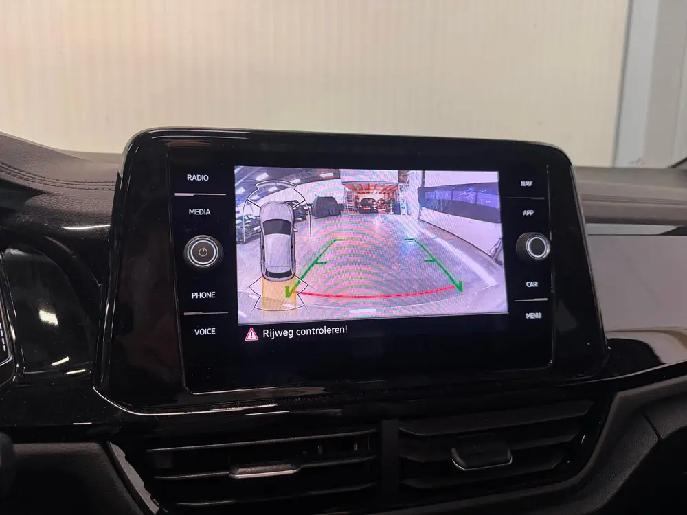 Volkswagen T-Roc 1.5 TSI R-Line Business | PANO | 3x R-LINE uit 2023, foto 9