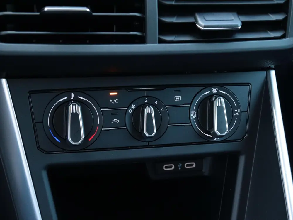 Volkswagen Taigo 1.0 TSI Life Edition | Apple Carplay/Androi uit 2024, foto 18