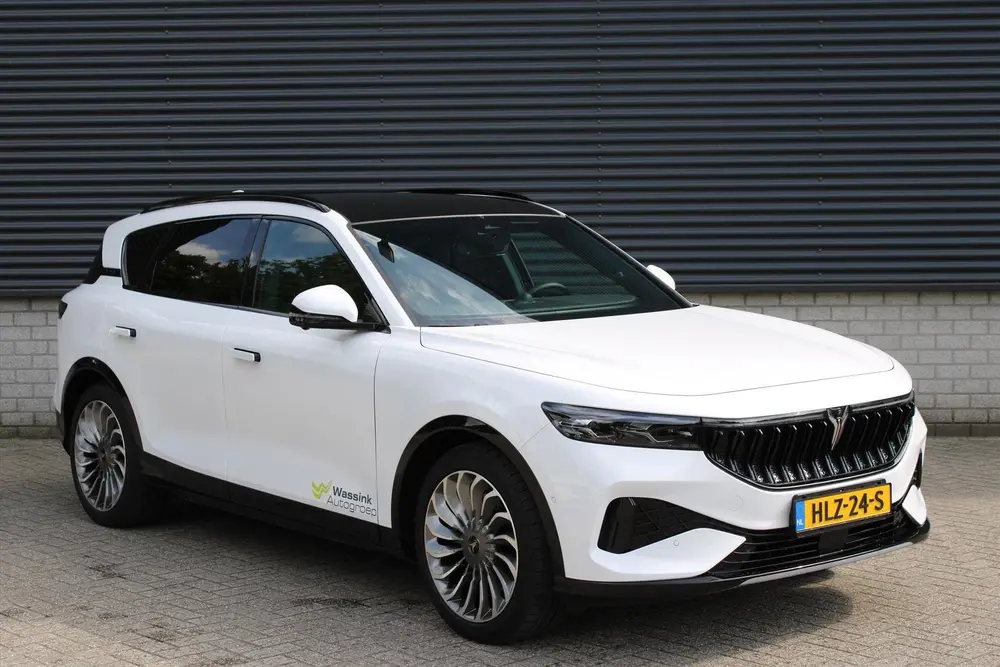 Voyah Free BEV 106 KWH Flagship Edition 4WD 490pk I Luchtver uit 2025, foto 4
