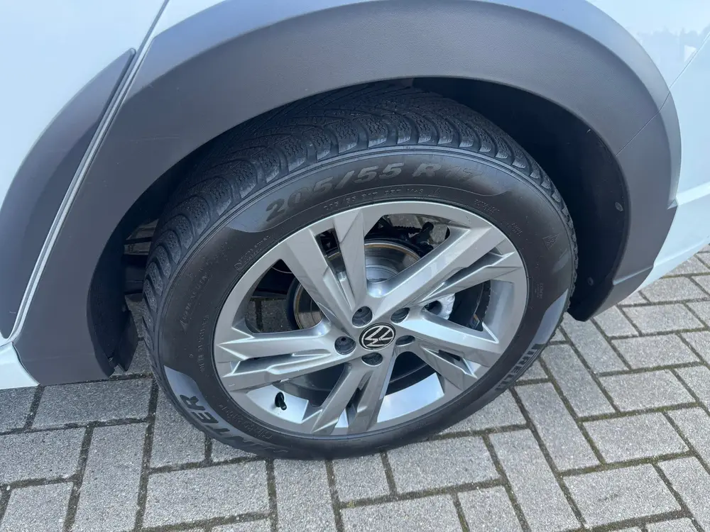 Volkswagen Taigo 1.0 TSI R-Line ACC CAMERA PANO DAK APPLE CA uit 2023, foto 3