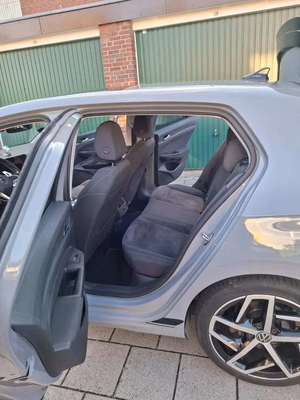 Volkswagen Golf benzine1.5 Etsi 150pk 7-DSG 2020 Grijs uit 2020, foto 6