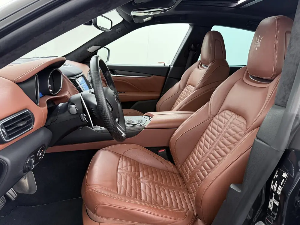 Maserati Levante 3.8 V8 Trofeo 589 K ! | Carbon | Panoramada uit 2020, foto 17